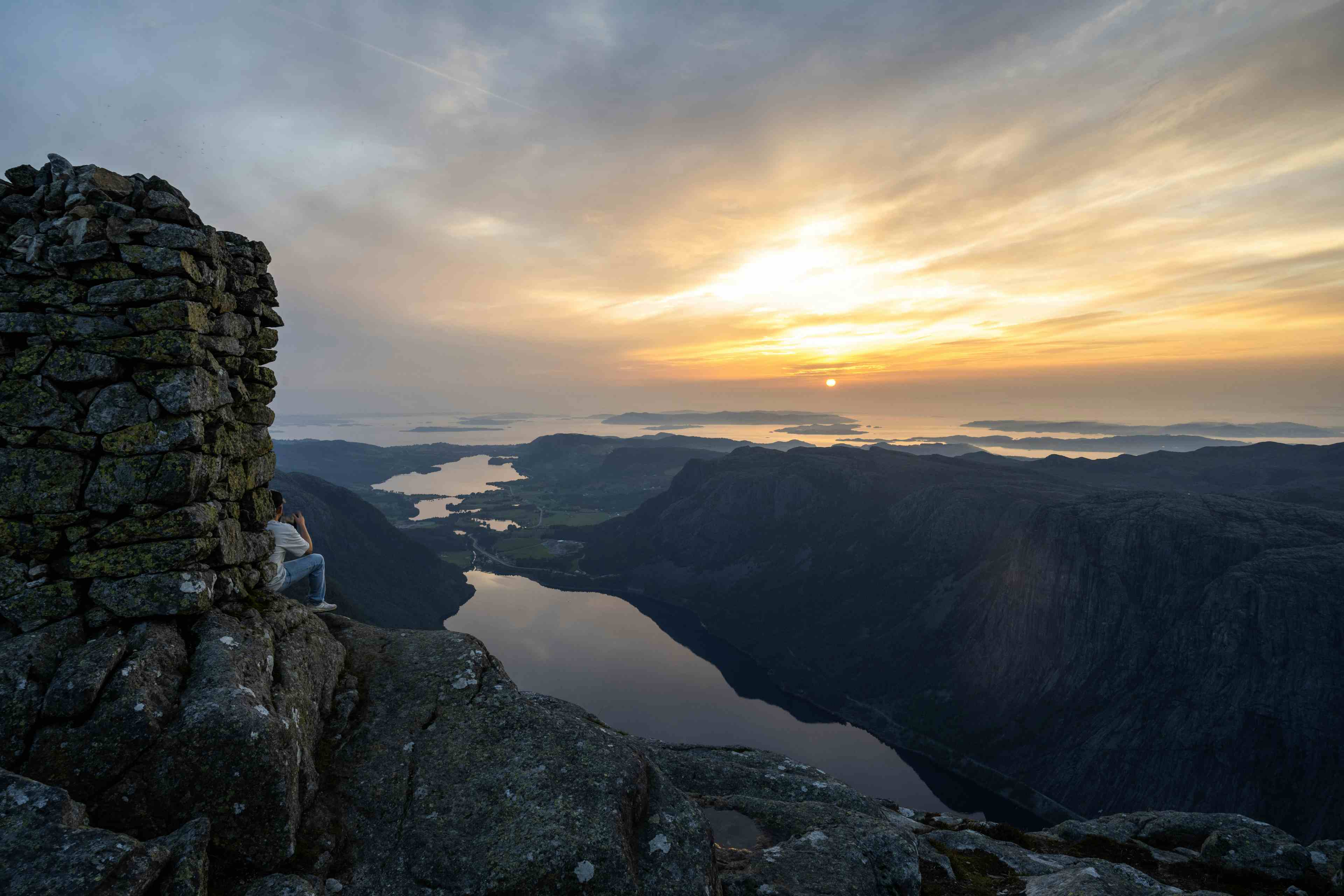 Nature views on a mountain hike with Stavanger Adventure guided hike to Reinaknuten