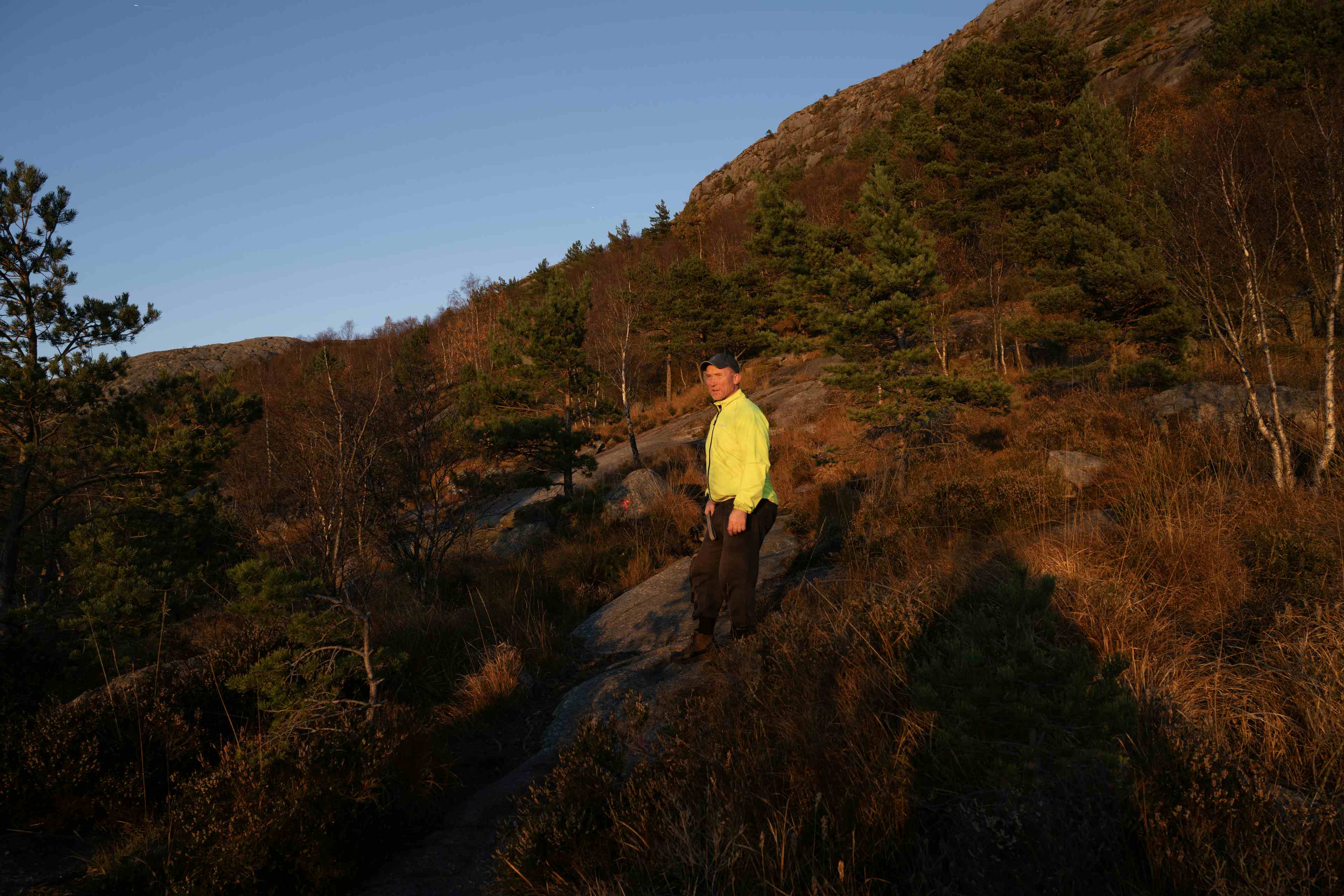 mountain hike, mountain, mountain cairn, lifjell