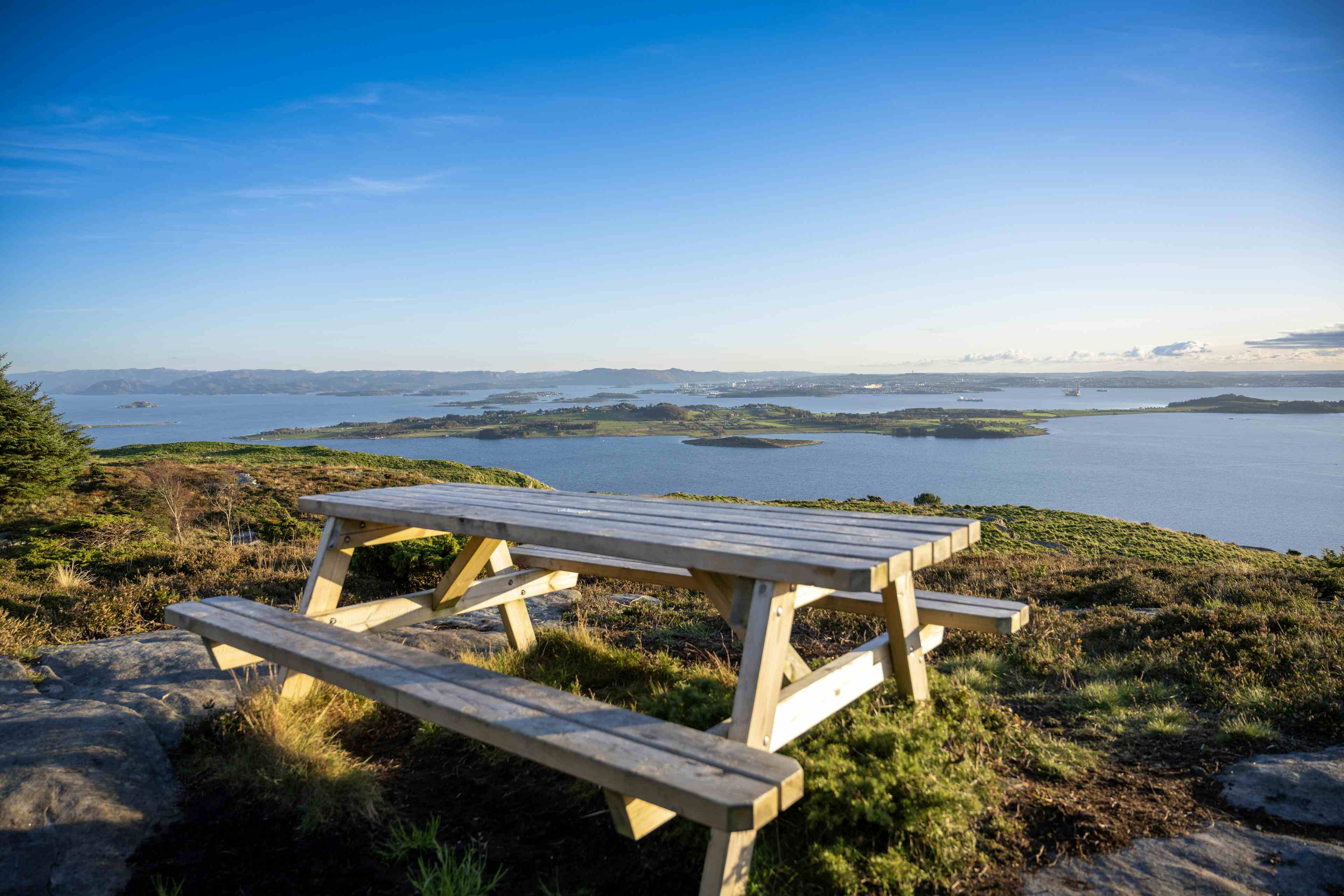 mountain hike, mountain views and fjord island views